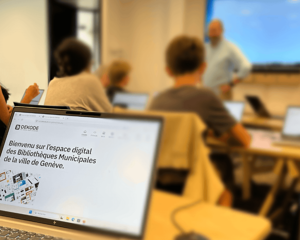 Illustration d'un atelier de programmation web à la Bibliothèque de la Cité de Genève.
