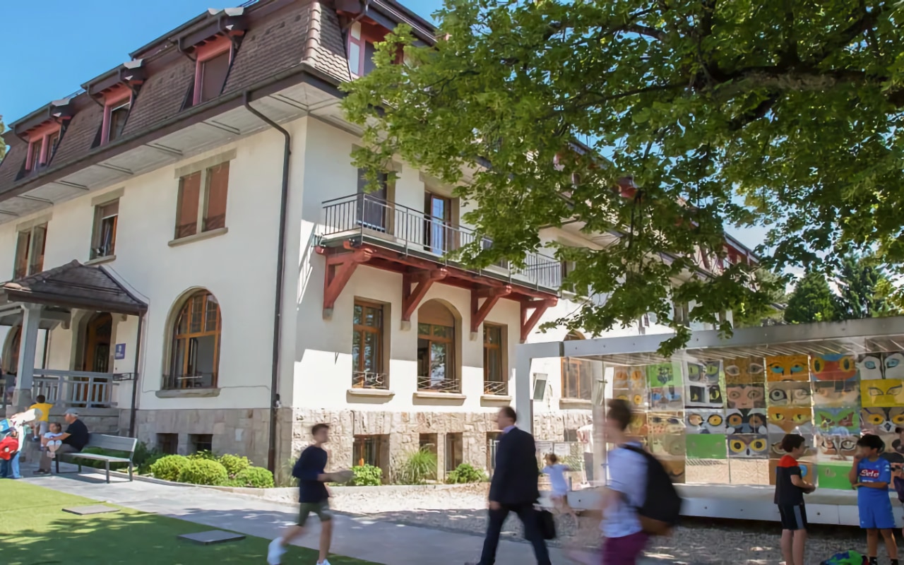 Illustration d'un des bâtiments de l'École Nouvelle de la Suisse Romande (ENSR)