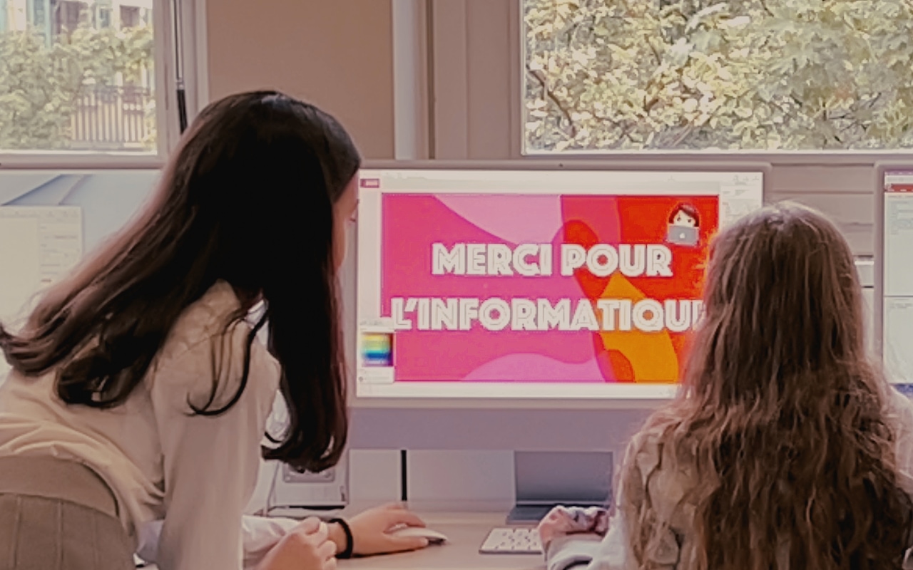 Illustration salle d’informatique école Habad